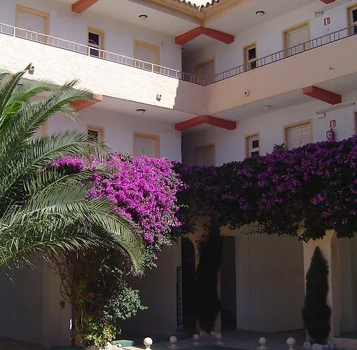Hotel Rocinante